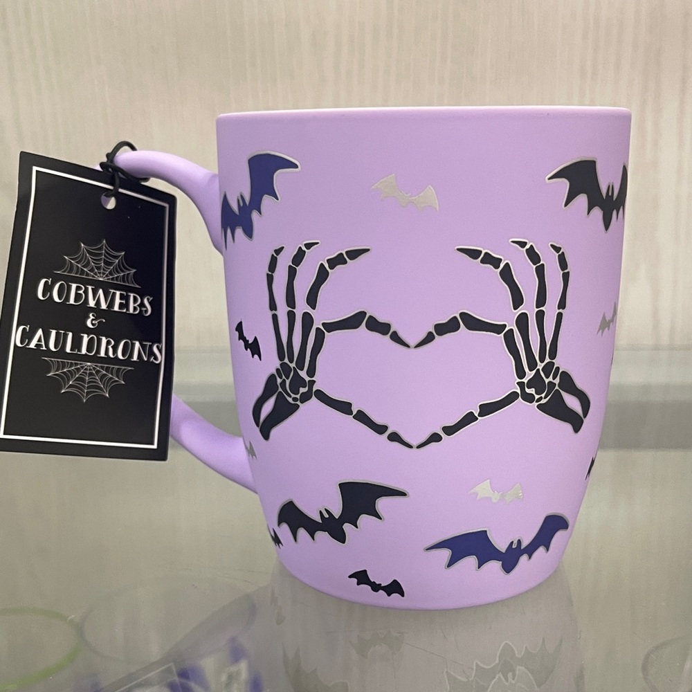 Halloween skeleton Heart Hands & Bats Purple Smooth Matte Soft Touch Mug NWT